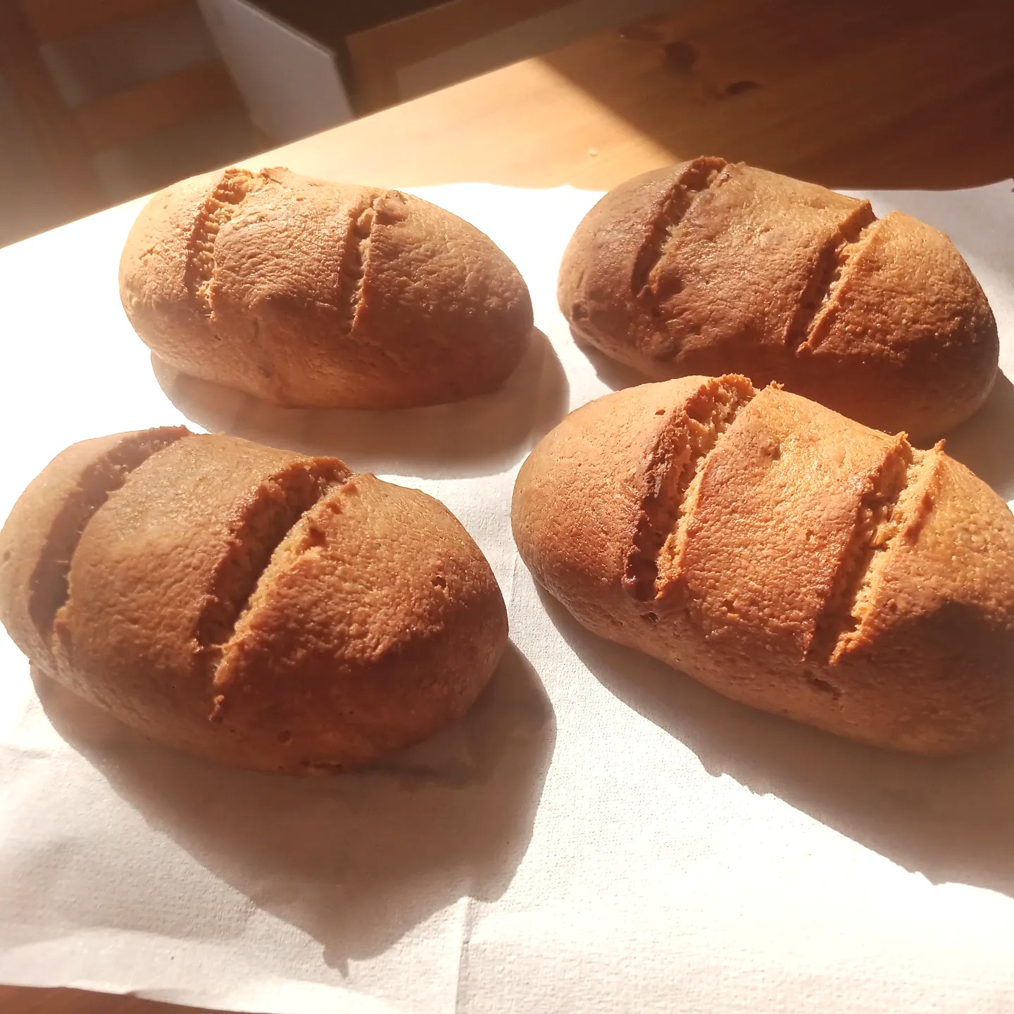 味噌風味クルミ玄米パン